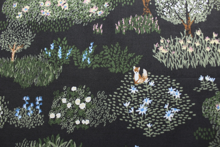 Jc60ローン　リスとフクロウと狐の深い森<br>チャコールブラック